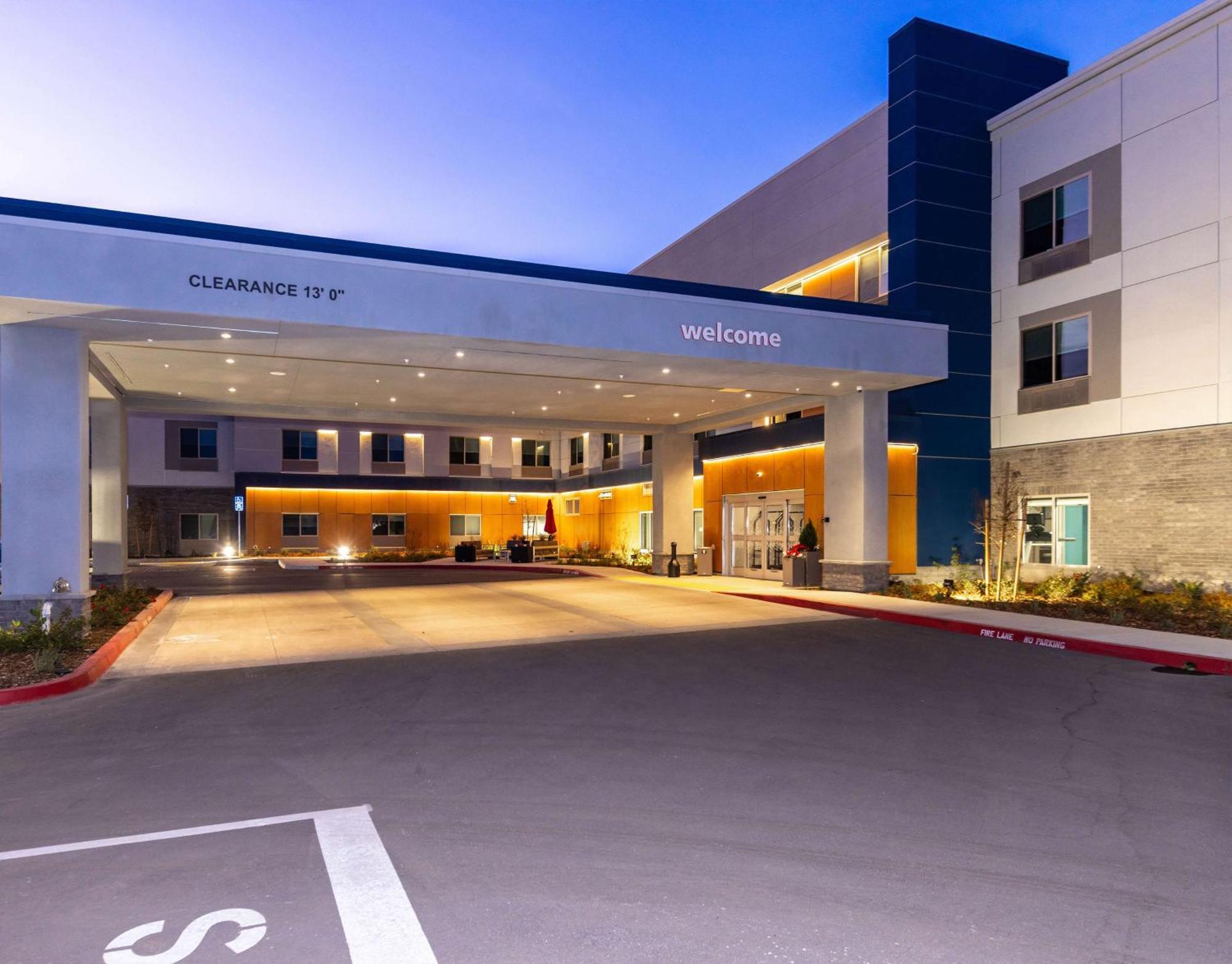Hampton Inn Selma, Ca Esterno foto